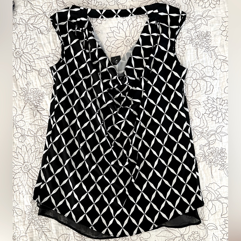White House Black Market XS Cowell Neck Top